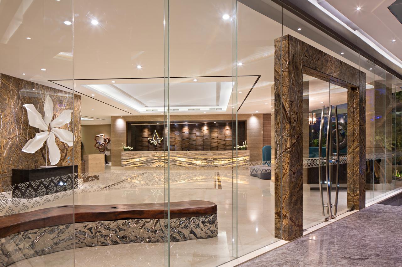 Ayaka Suites Jakarta Exterior foto